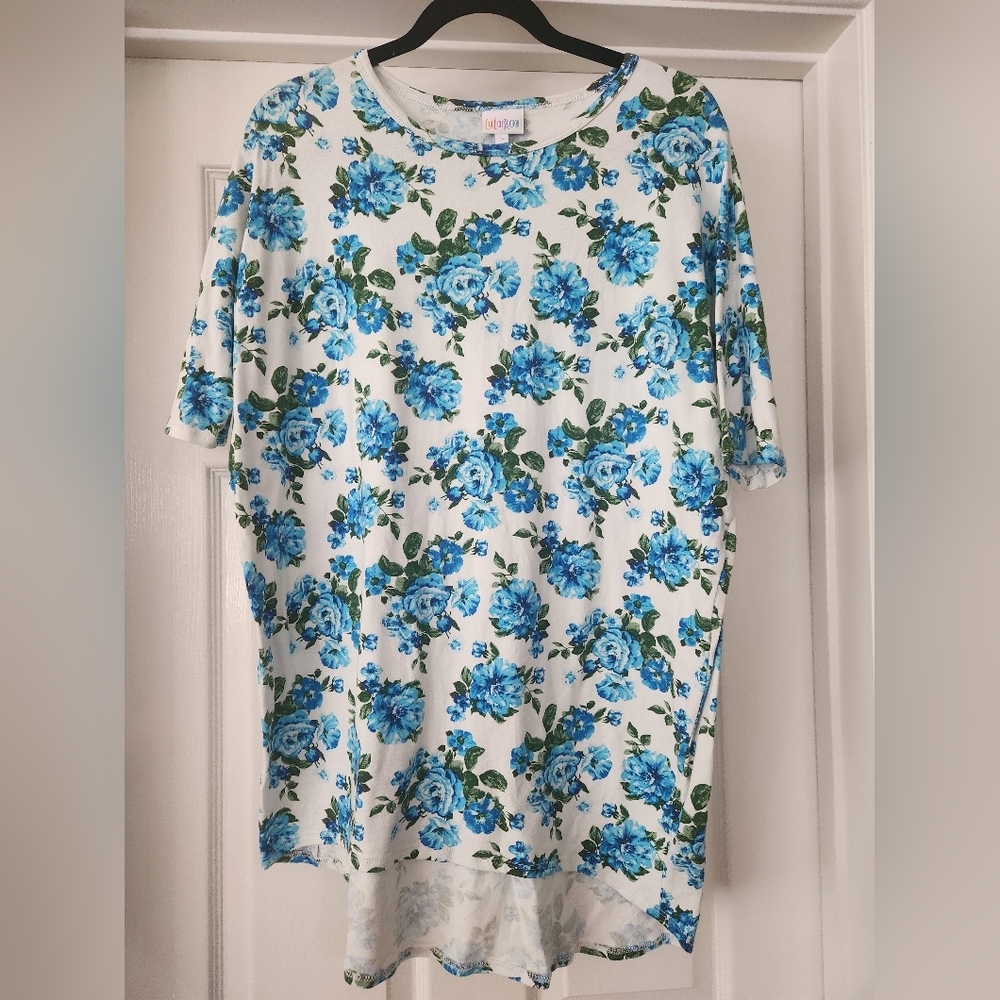 Lularoe, Irma top, Size Small